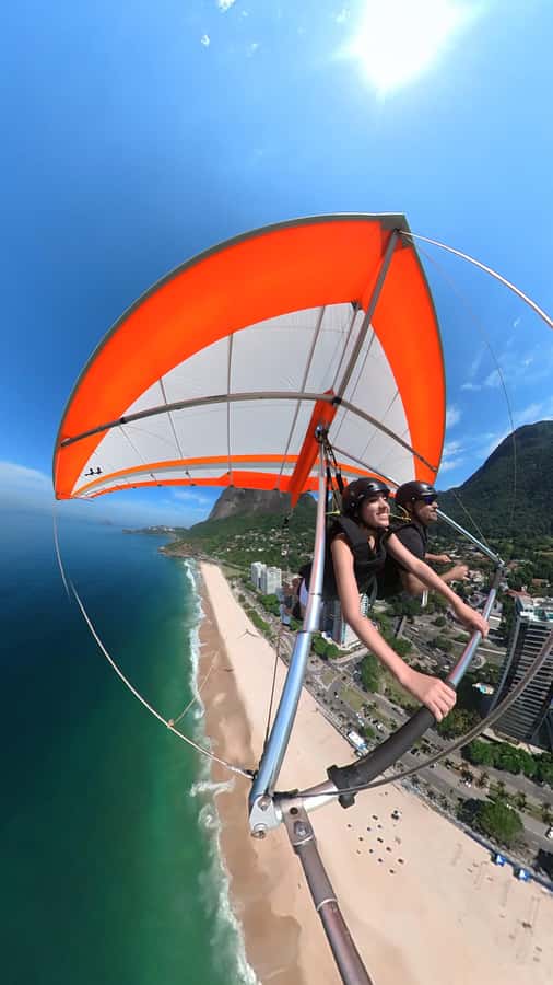 Rio de Janeiro: Hang Gliding or Paragliding Flights - How safe will you feel?