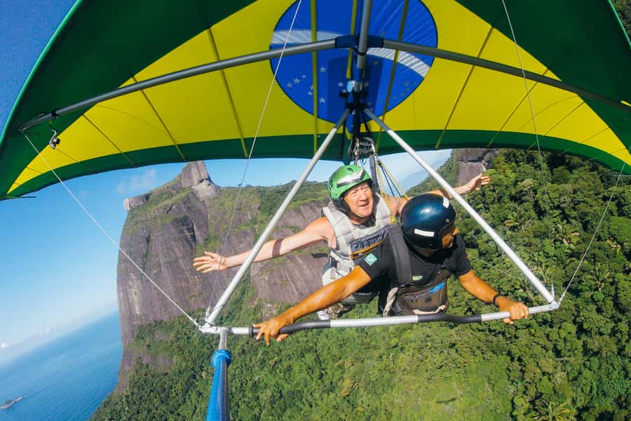 Rio de Janeiro: Hang Gliding Tandem Flight - The 15-minute jeep ride to the ramp