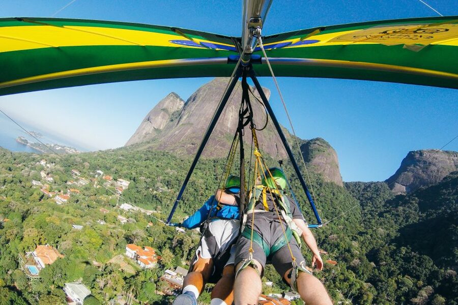 Rio de Janeiro: Hang Gliding Tandem Flight - What the 7 to 15 minute flight feels like