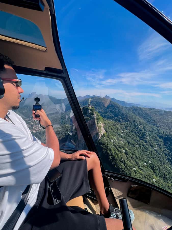 Rio de Janeiro: Helicopter Flight Christ the Redeemer 30 min - Why Rio works so well from a helicopter