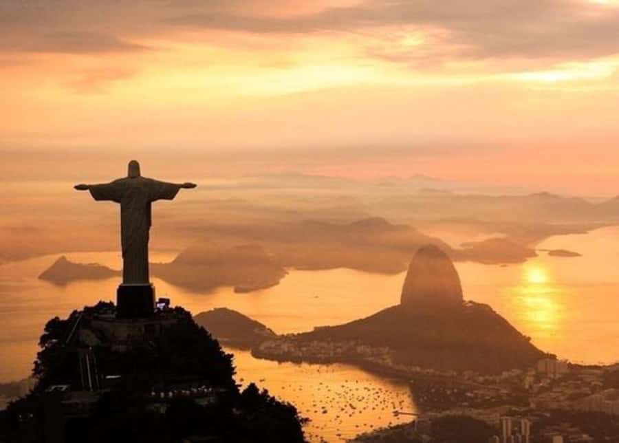 Rio de Janeiro: Jeep Tour Christ the Redeemer + Sugar Loaf - Reaching Christ the Redeemer above Rio