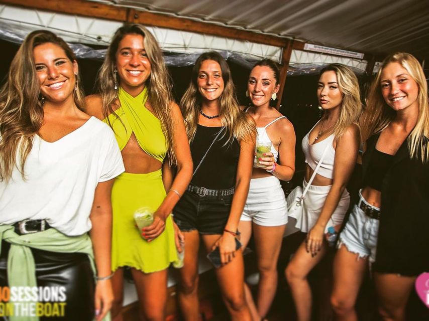 Rio de Janeiro: Late Night Boat Party with DJ and Dancing - Rio’s landmarks become part of the party