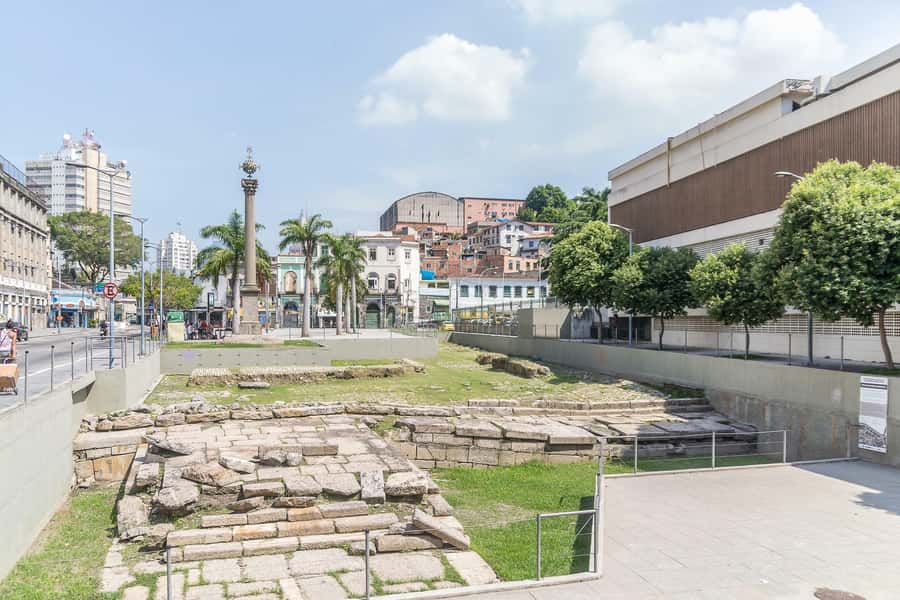 Rio de Janeiro: Little Africa Heritage Walking Tour - The rooftop beginning at the Rio Art Museum
