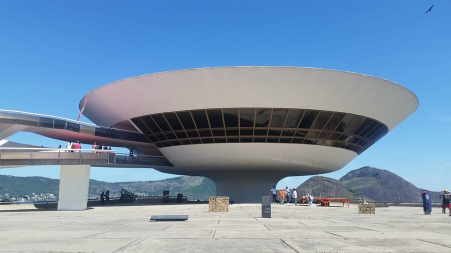 Rio de Janeiro: Niterói Day Trip - Guide language, comfort, and group style