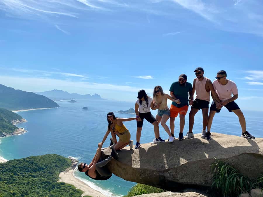 Rio de Janeiro: Pedra do Telégrafo trail and beach stop - Who will enjoy this tour most