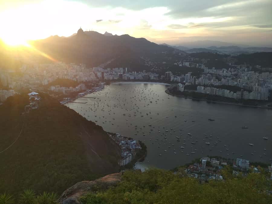 Rio de Janeiro: Private Day Tour with lunch - Lunch keeps the day moving