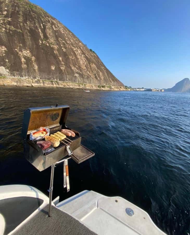 Rio de Janeiro: Private Speedboat Trip - Choosing between Urca, Vermelha Beach, and Niterói