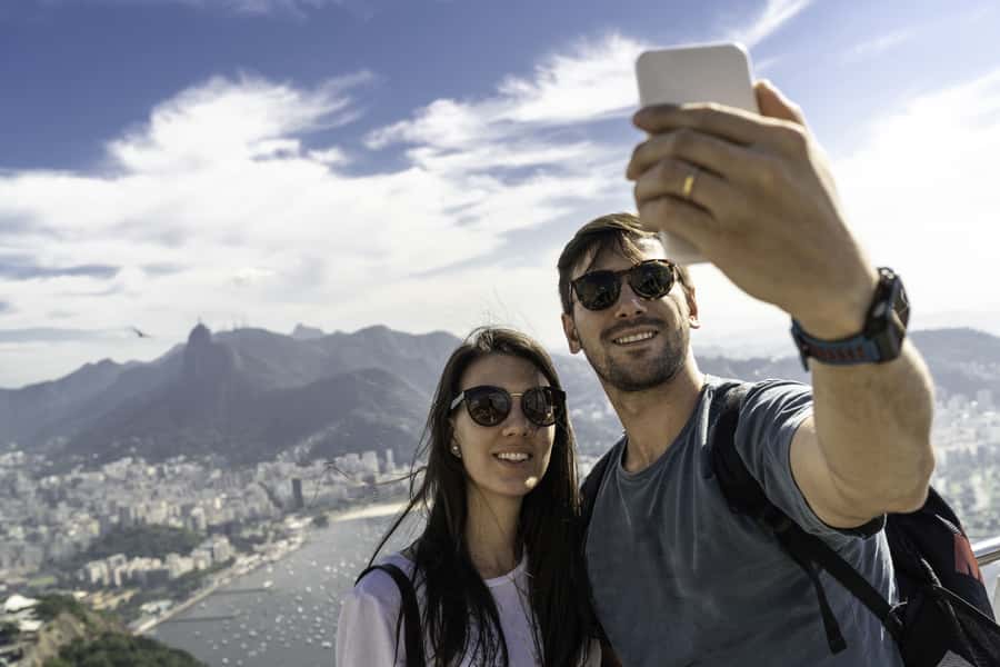 Rio de Janeiro: Rio's Icons Guided Tour with Tickets & Lunch - A Short Stop at the Metropolitan Cathedral