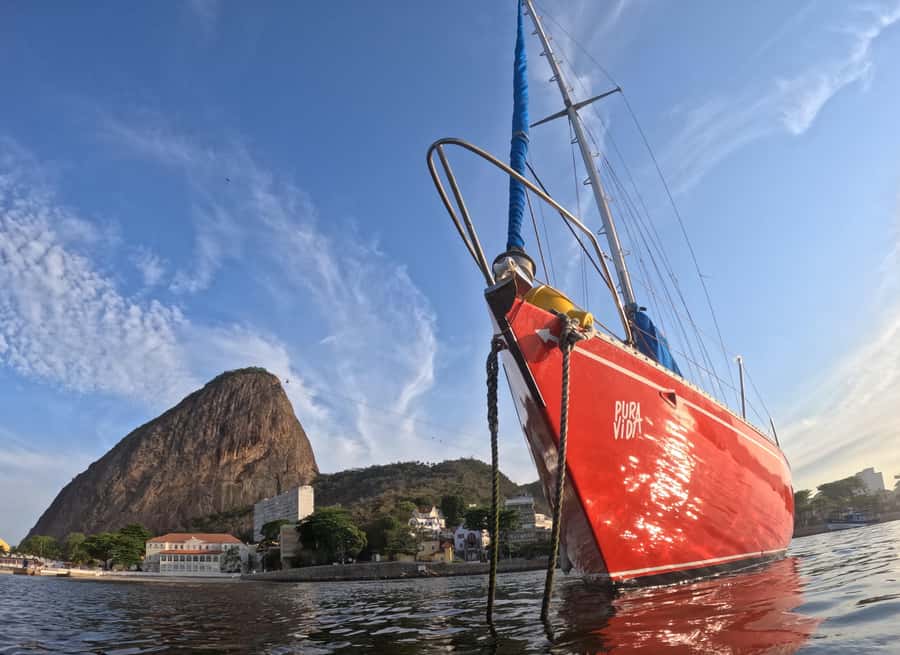 Rio de Janeiro: Sailing Sunset Tour with Snacks and Drinks - The swimming stop in a sheltered bay