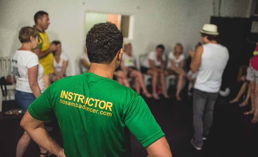Rio de Janeiro: Samba Class in Copacabana - Who should book this experience?