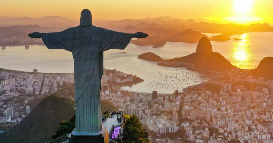 Rio de Janeiro: Skip-The-Line Christ Redeemer Private Tour - The 20-minute train ride through Tijuca Forest