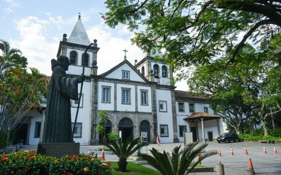 Rio de Janeiro: Skip-The-Line Private Sugarloaf & City Tour - Accessibility And The Pace Of The Morning