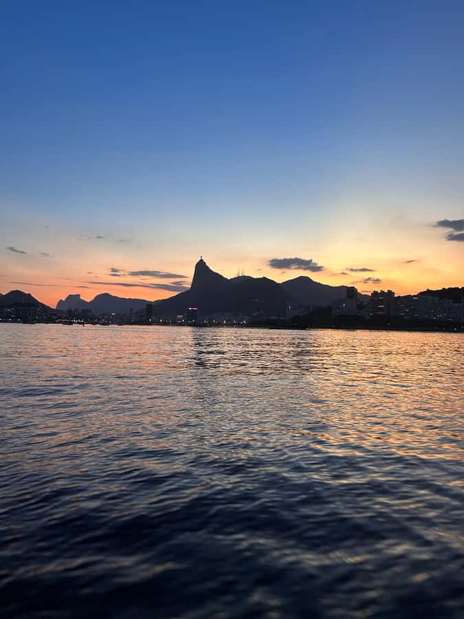 Rio de Janeiro: SpeedBoat Tour - Sunset with Beer - Why a sunset boat is a smart way to see Rio