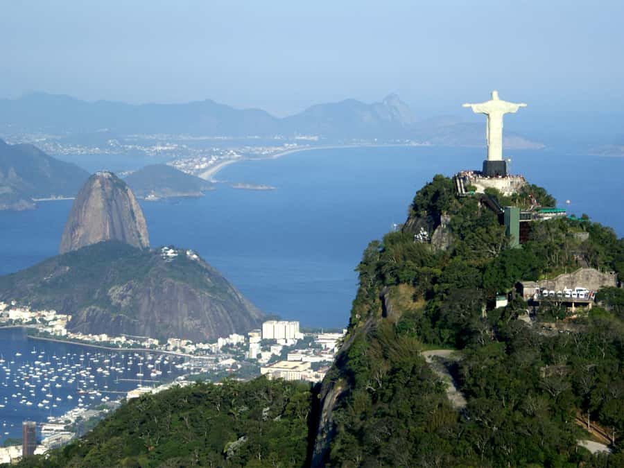 Rio de Janeiro: Sugar Loaf with Lunch and Helicopter Flight - The 9-minute helicopter flight over Rio