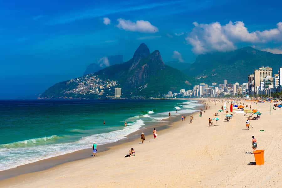 Rio de Janeiro: Sugarloaf Mountain & Beaches Half-Day Tour - The two-stage cable car ride