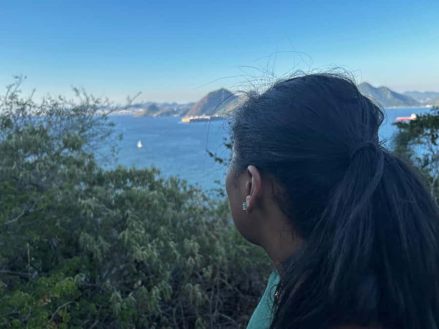 Rio De Janeiro: SUGARLOAF MOUNTAIN HIKE & CLIMB - Reaching Sugarloaf before the crowds