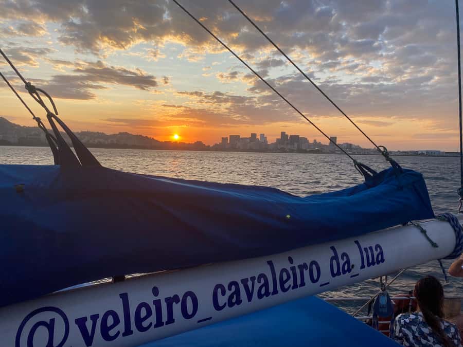 Rio de Janeiro: Sunset Sailboat Tour with Open Bar - Is $57 a fair price?