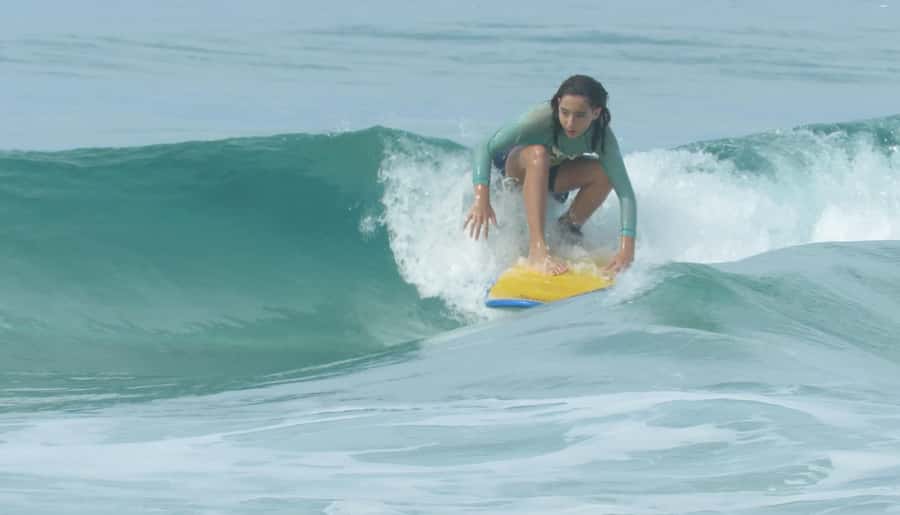 Rio de Janeiro: Surflessons and surfcoach. - The first 10 minutes: warming up before the lesson