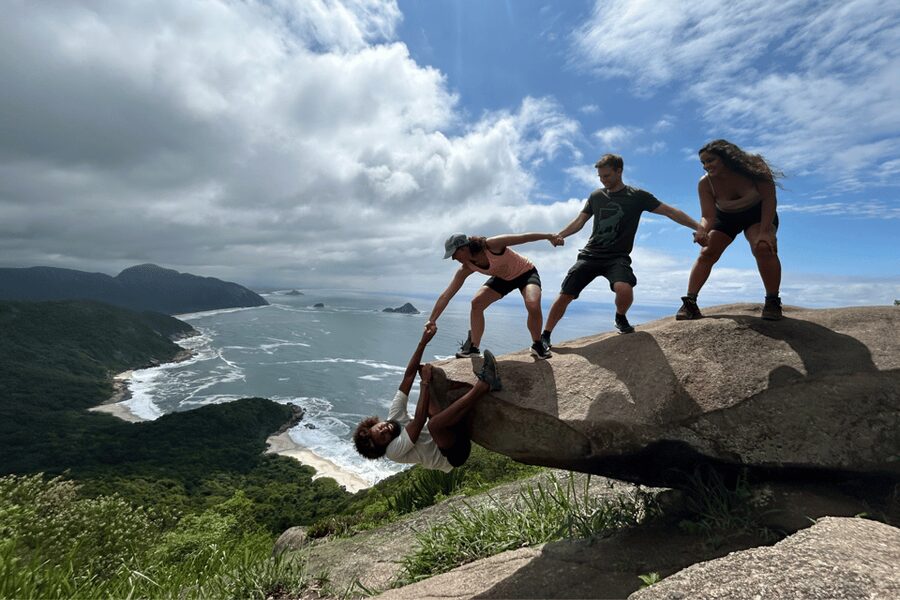 Rio de Janeiro: Telegrafo Rock Hike with Optional Beach Stop - Reaching the Telégrafo Rock photo point