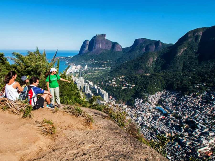 Rio de Janeiro: Vidigal Favela Tour and Two Brothers Hike - Why this pairing works in Rio