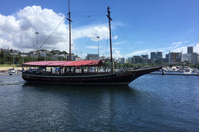 Rio From the Sea: Guanabara Bay Cruise with Optional Barbecue Lunch - Ilha Fiscal and the old imperial port