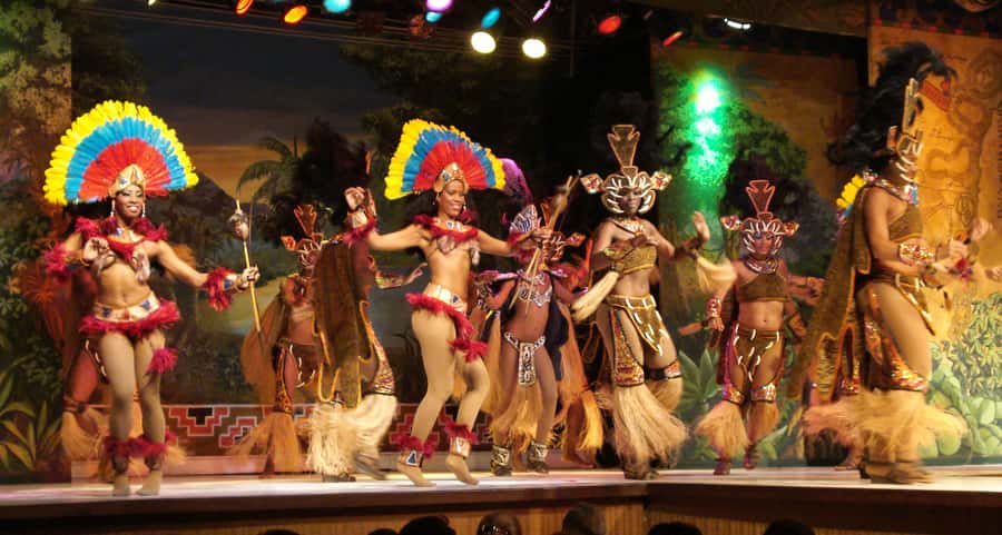 Rio: Ginga Tropical Folkloric Show & Optional Dinner - Key points to know before booking