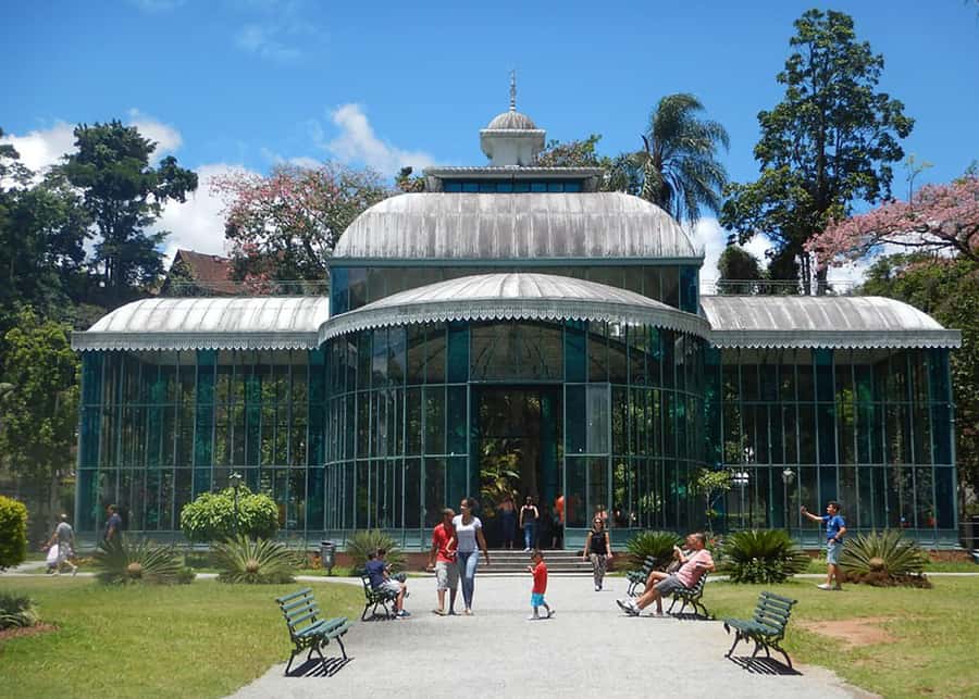 Rio: Petrópolis Trip with Palace, Imperial Museum & Brewery - What the guide and vehicle arrangement mean