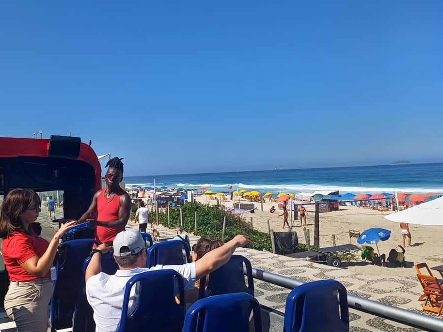 Rio Samba Bus: hop-on hop-off city tour in Rio de Janeiro - Timing, stops, and the day’s real rhythm