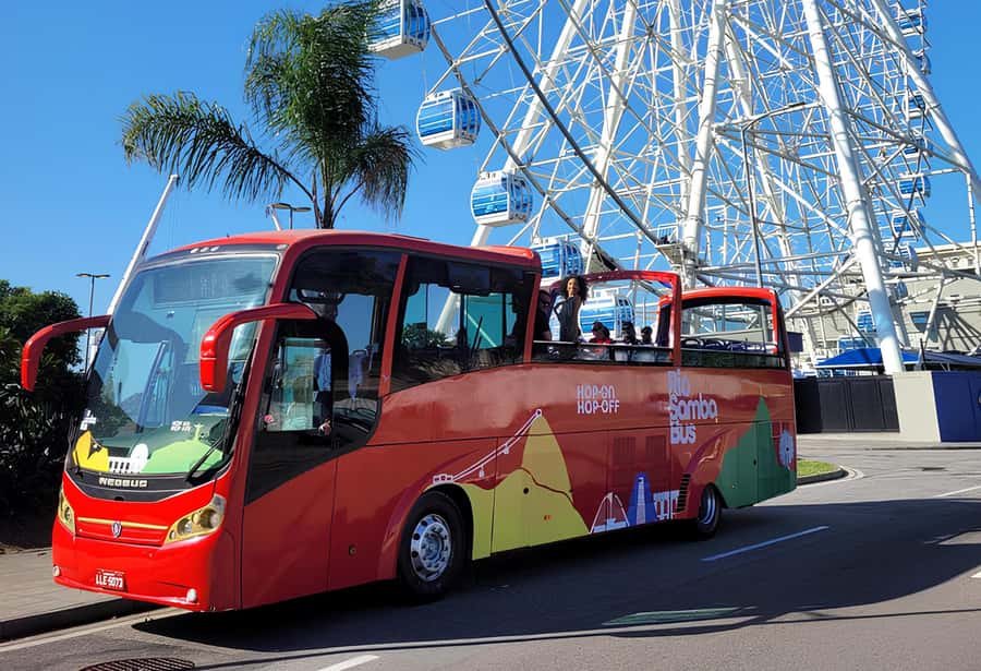 Rio Samba Bus: hop-on hop-off city tour in Rio de Janeiro - Starting along Copacabana’s famous waterfront