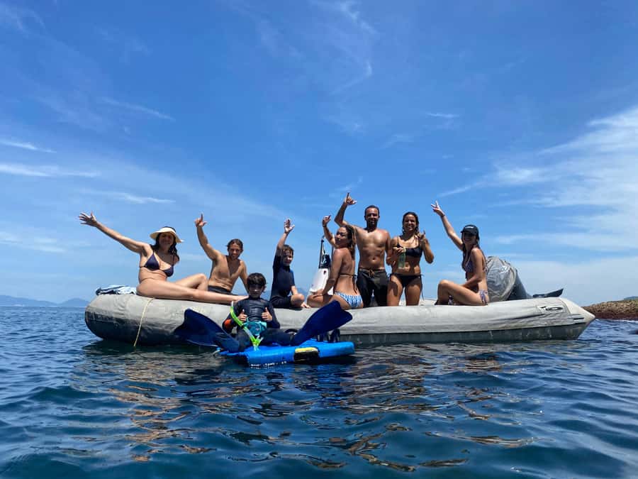 Rio: Snorkel & Swim with Turtles Tour at Tijuca Islands - From Barra da Tijuca to open water