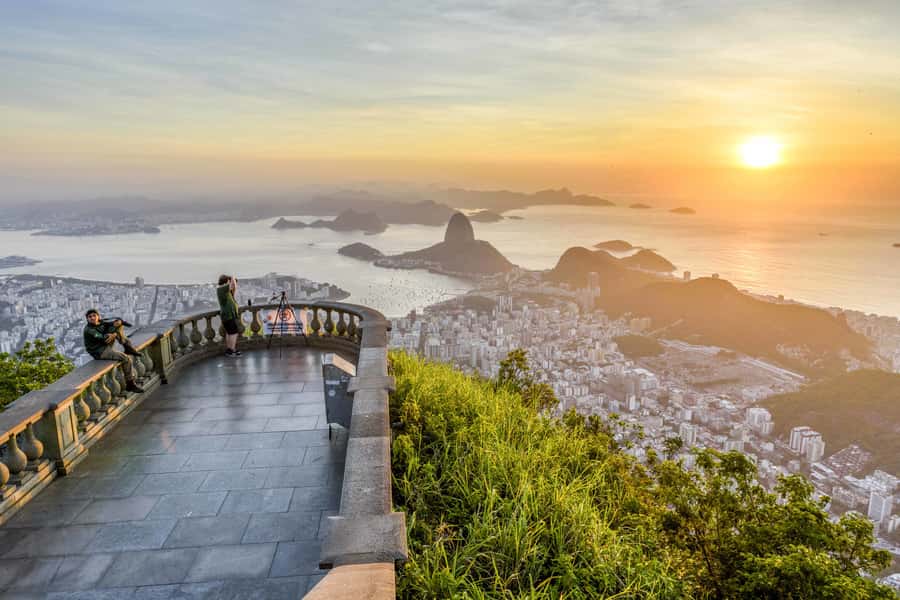 Rio: Sugarloaf Cable Car and Corcovado Train Tickets - A practical four-hour plan