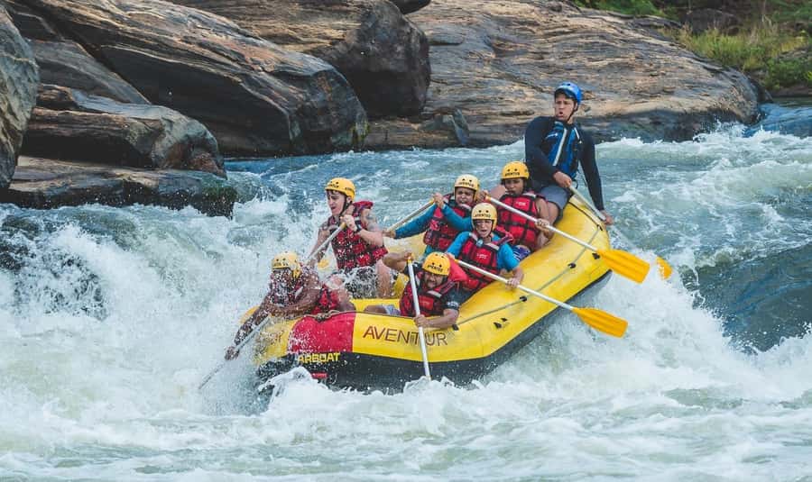 Rio: White Water Rafting Adventure tour in Rio de Janeiro - Safety and instruction for first-time rafters