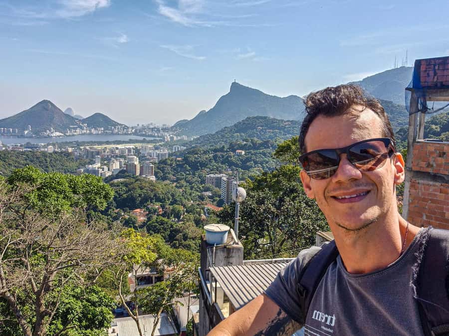 Rocinha Jeep Tour: A Journey into the Soul of the Favela! - What $86 buys you