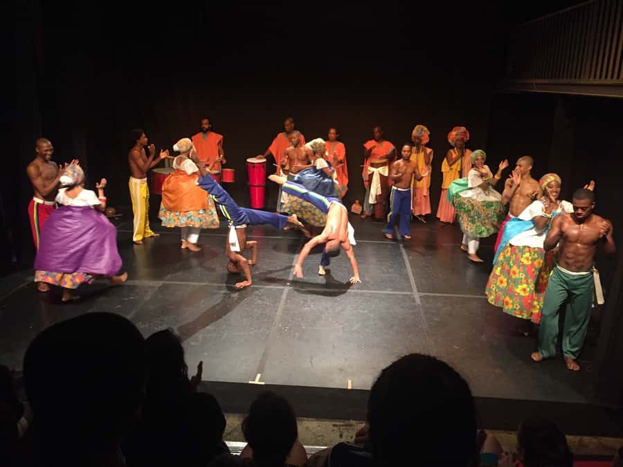 Salvador by Night: Cultural Dinner and Show - Walking through the historic center