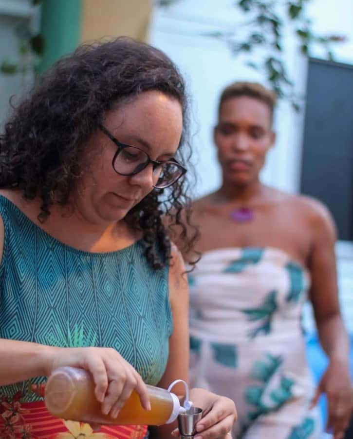 Salvador: Caipirinha Masterclass with Unlimited Drinks - Making a caipirinha yourself