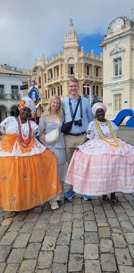 Salvador: Walking Tour Through Pelourinho - Rua Chile, the Mercy Museum, and Praça da Sé