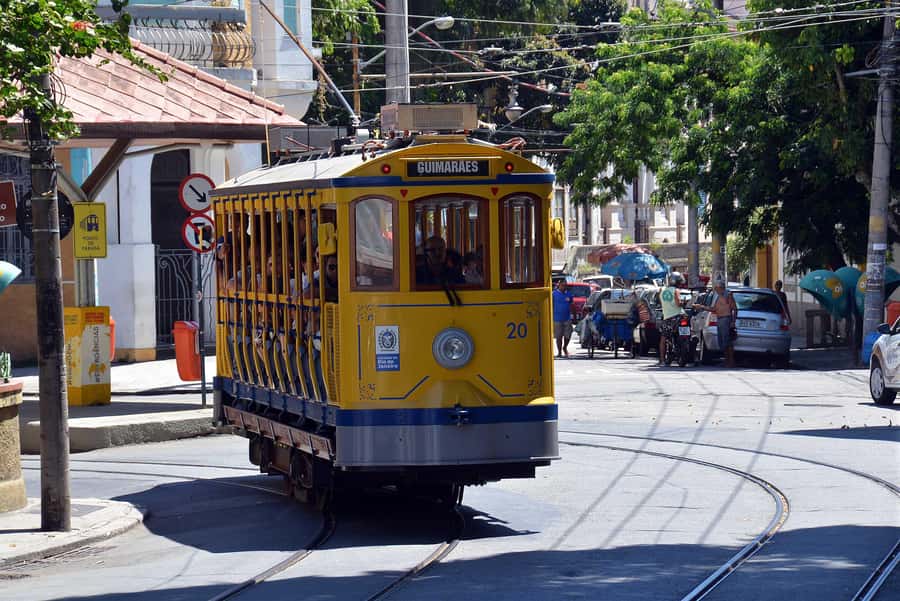 Santa Teresa - Bohemia and Art - The yellow tram, with one practical catch