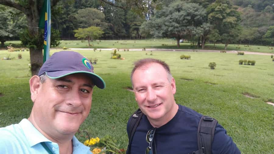São Paulo: Ayrton Senna Highlights Tour - A quiet visit to Senna’s grave
