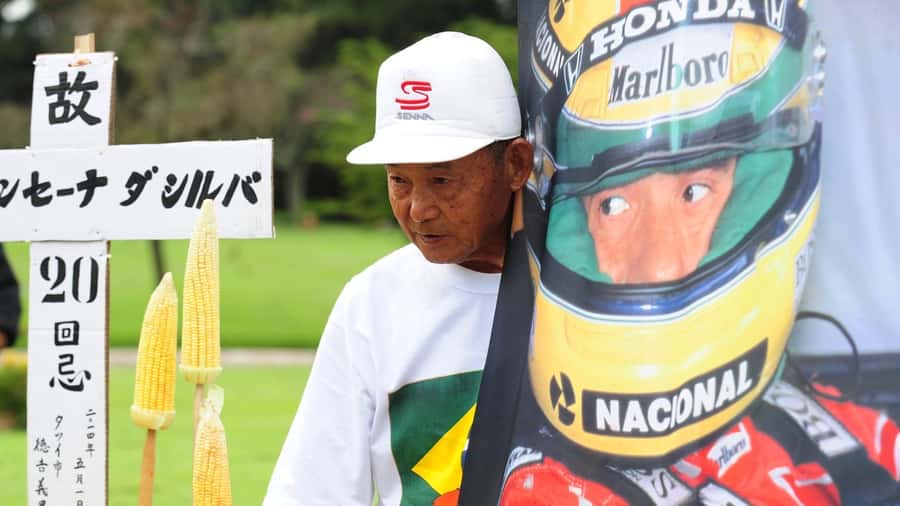 São Paulo: Ayrton Senna Highlights Tour - SID Special Paint and motorsport objects