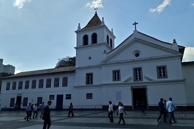 Sao Paulo: Downtown-Center History Walking Tour - in English - Sé Cathedral at São Paulo’s symbolic center