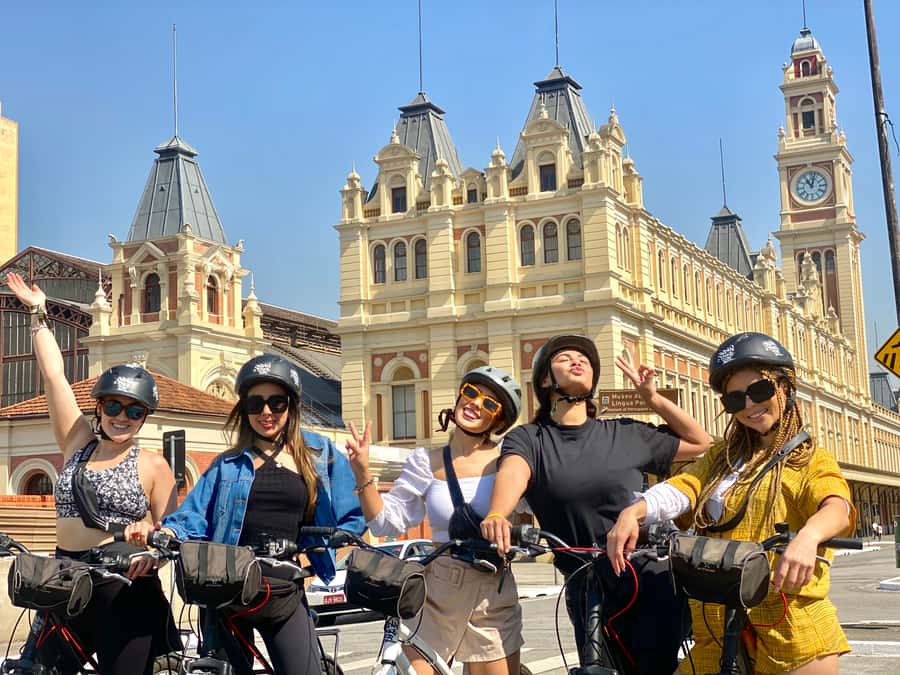São Paulo Highlights: Culture, History, and Vibrance by Bike - From Consolação to the downtown squares