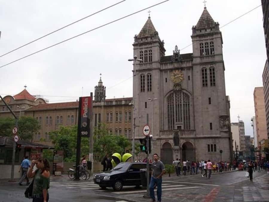 São Paulo : Highlights Walking Tour With A Guide - Starting at São Paulo’s Founding Courtyard