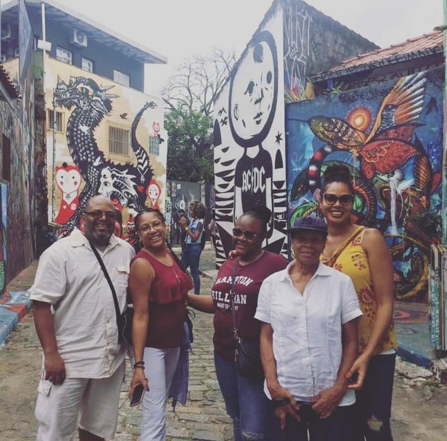 São Paulo: Layover Private Tour from GRU Airport - A taste of São Paulo at the Municipal Market