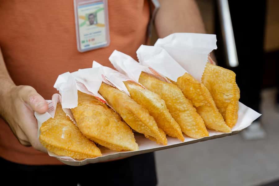 São Paulo: Liberdade Street Food Tour - Japanese pastel and the first taste of Liberdade