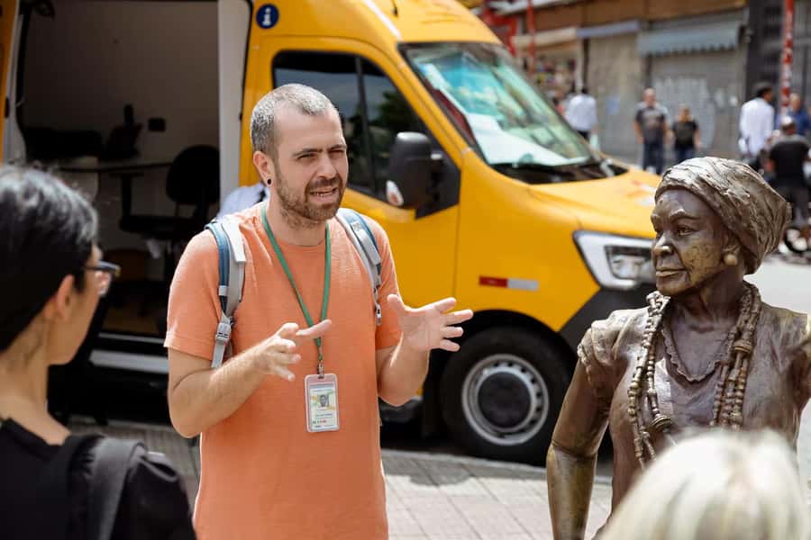 São Paulo: Liberdade Street Food Tour - Meeting at Liberdade Square