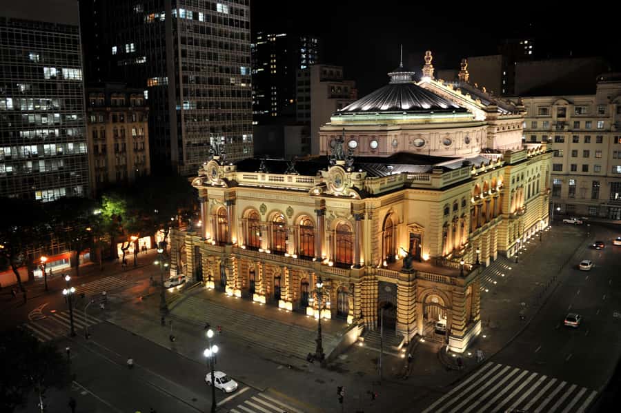 São Paulo: Nightlife Extravaganza Tour with Rooftop Bars - Live Music, Karaoke, and Different Sounds