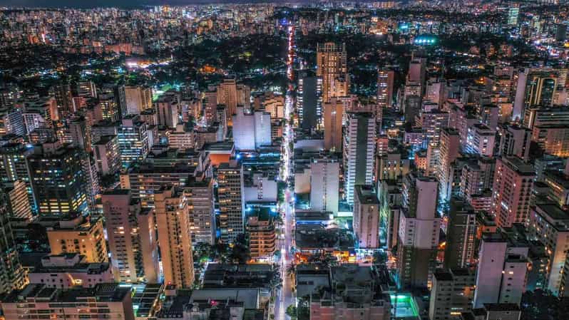 São Paulo: Nightlife Extravaganza Tour with Rooftop Bars - Guide Vini and the Personal Touch