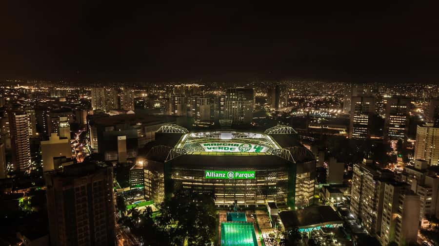 São Paulo: Nightlife Extravaganza Tour with Rooftop Bars - A Cellar Bar With Old-School Atmosphere
