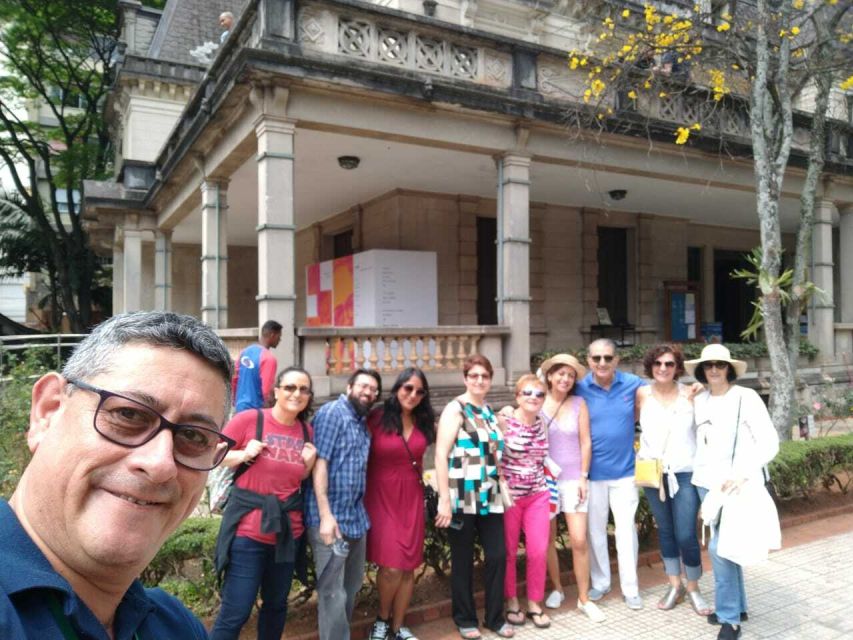 São Paulo: Paulista Avenue Walking Tour - Eduardo Kobra murals and the city’s public art
