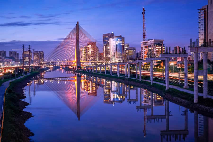 São Paulo: Private 4-Hour Night Tour - Brahma Bar for beer, feijoada, and music